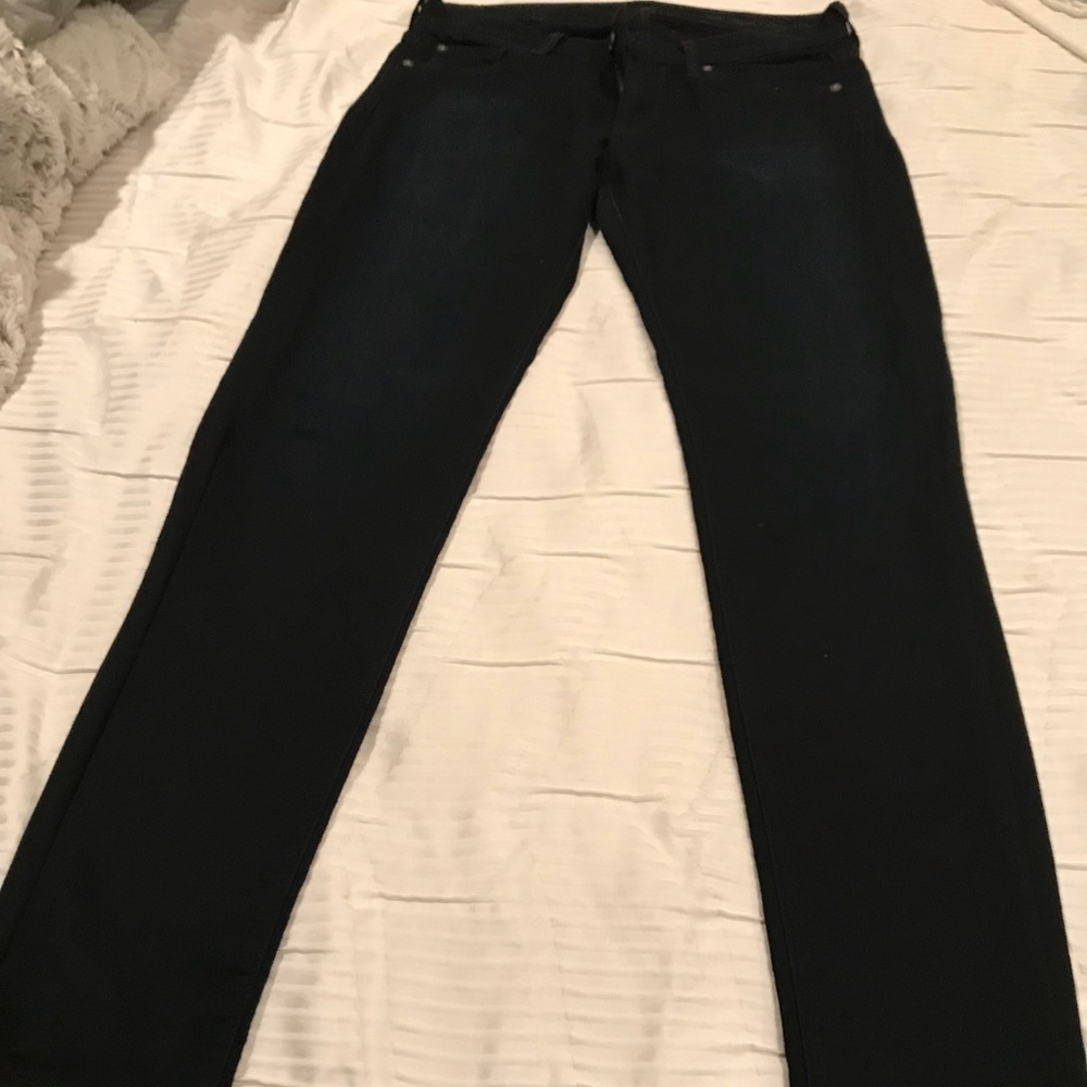 SEVEN STRAIGHT LEG SIZE 28